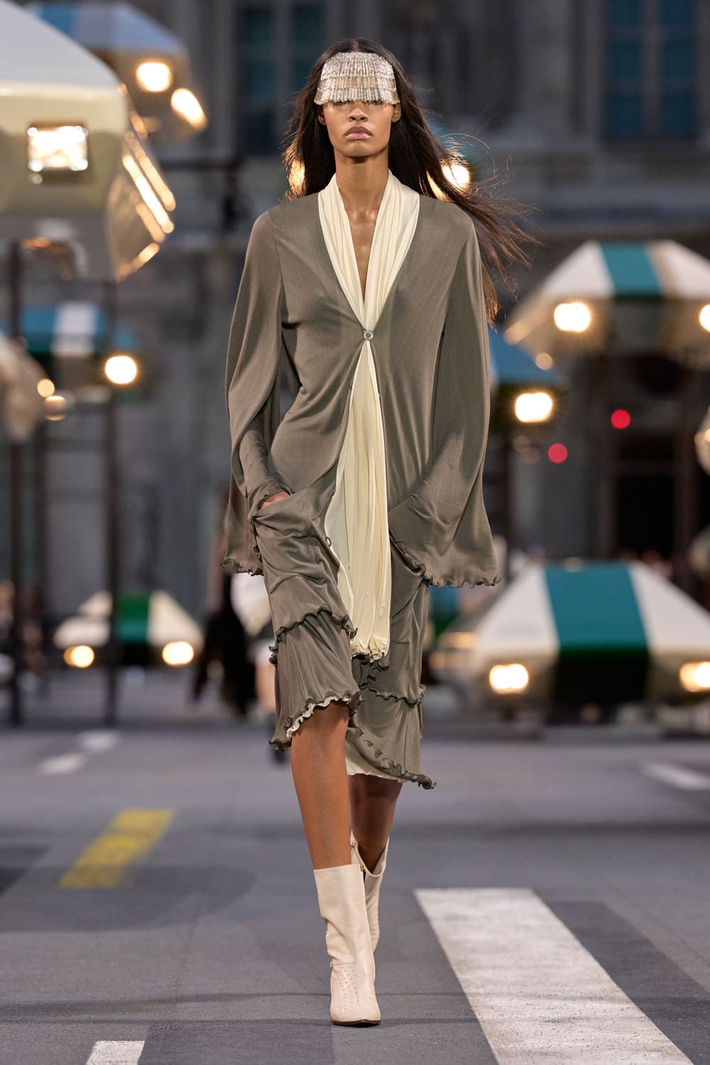 Louis Vuitton Spring Summer 2027 Runway Magazine (25)