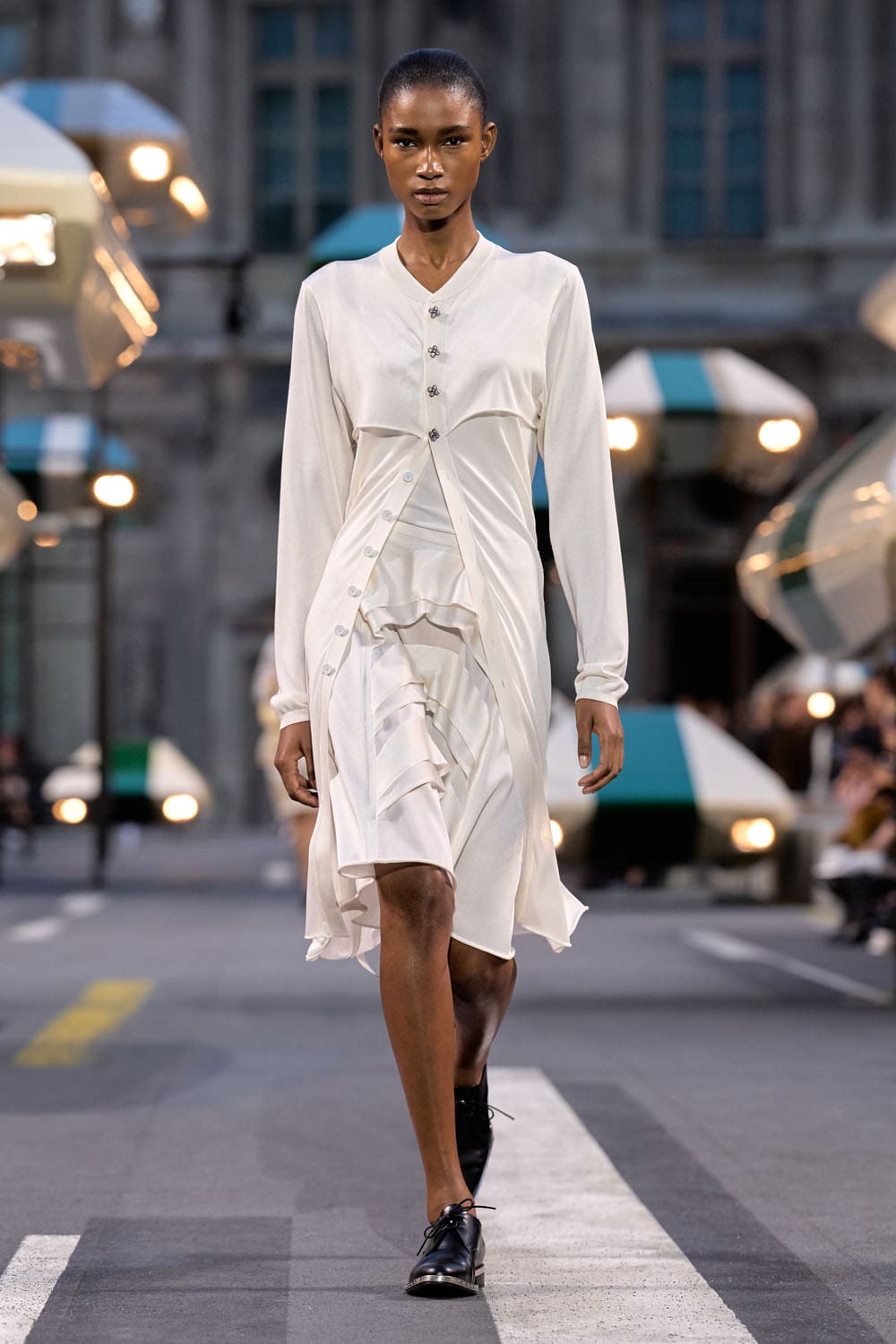 Louis Vuitton Spring Summer 2027 Runway Magazine (3)
