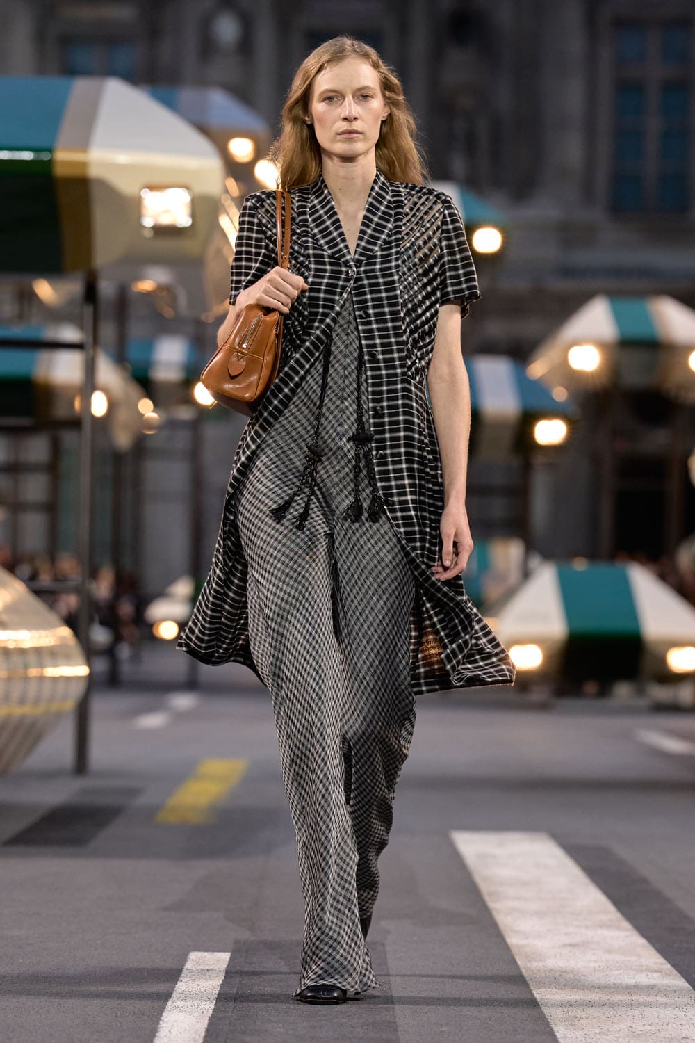 Louis Vuitton Spring Summer 2027 Runway Magazine (32)