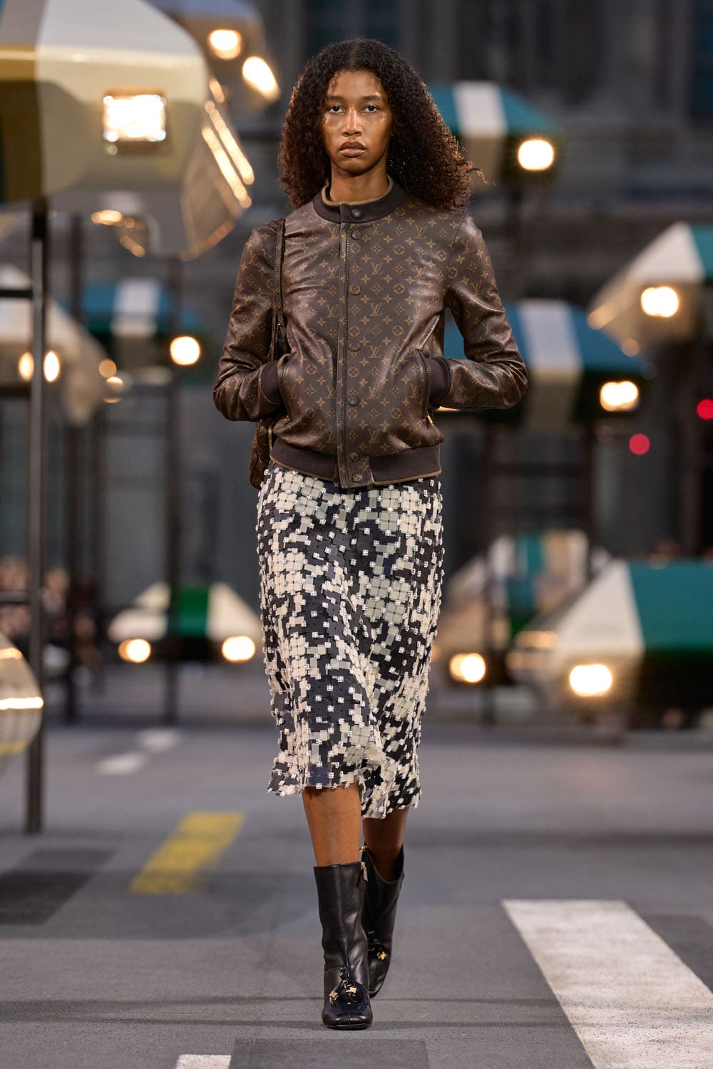 Louis Vuitton Spring Summer 2027 Runway Magazine (39)