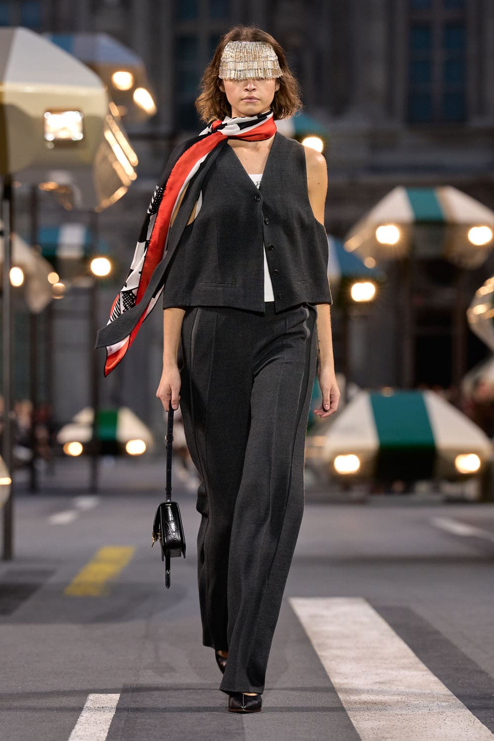 Louis Vuitton Spring Summer 2027 Runway Magazine (42)