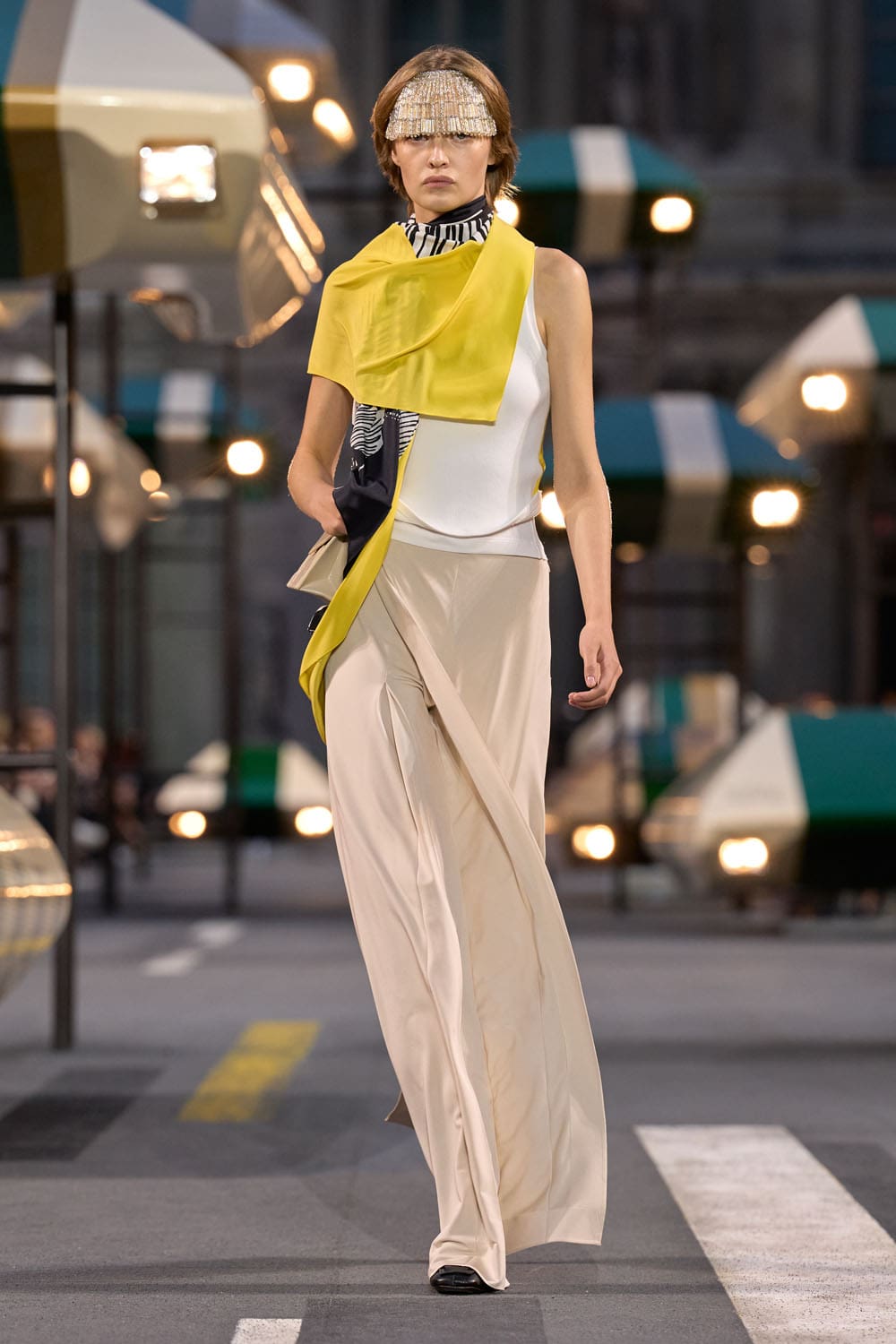 Louis Vuitton Spring Summer 2027 Runway Magazine (45)