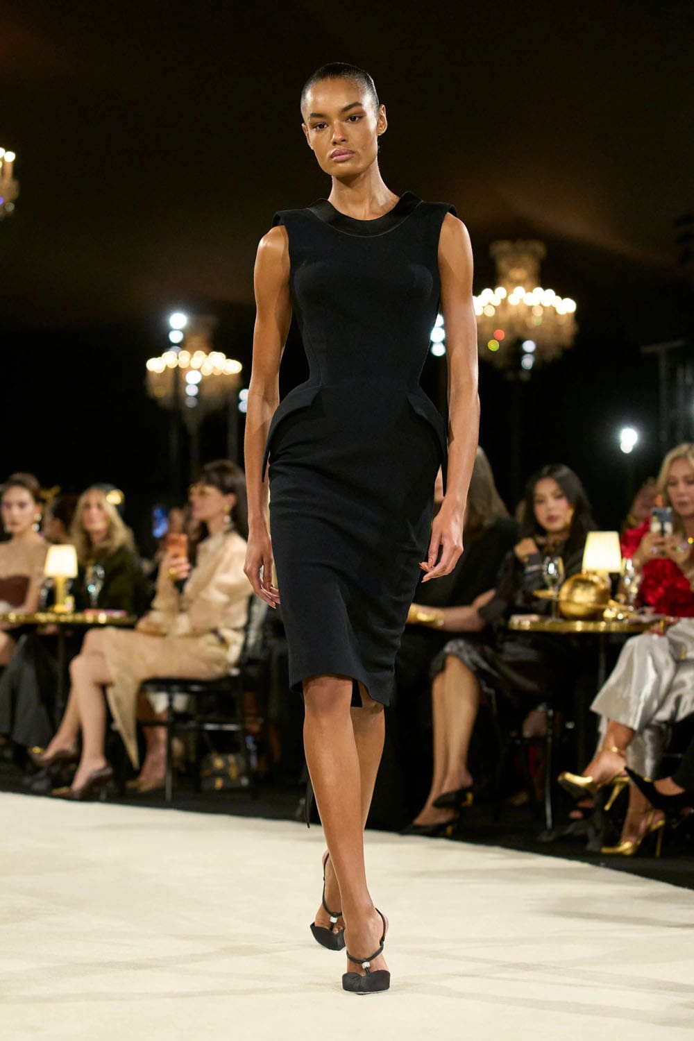 Schiaparelli Spring Summer 2027 Runway Magazine (2)