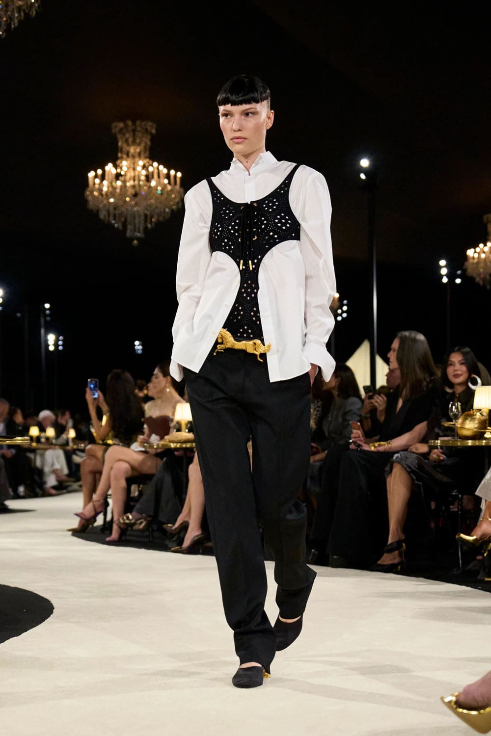 Schiaparelli Spring Summer 2027 Runway Magazine (22)