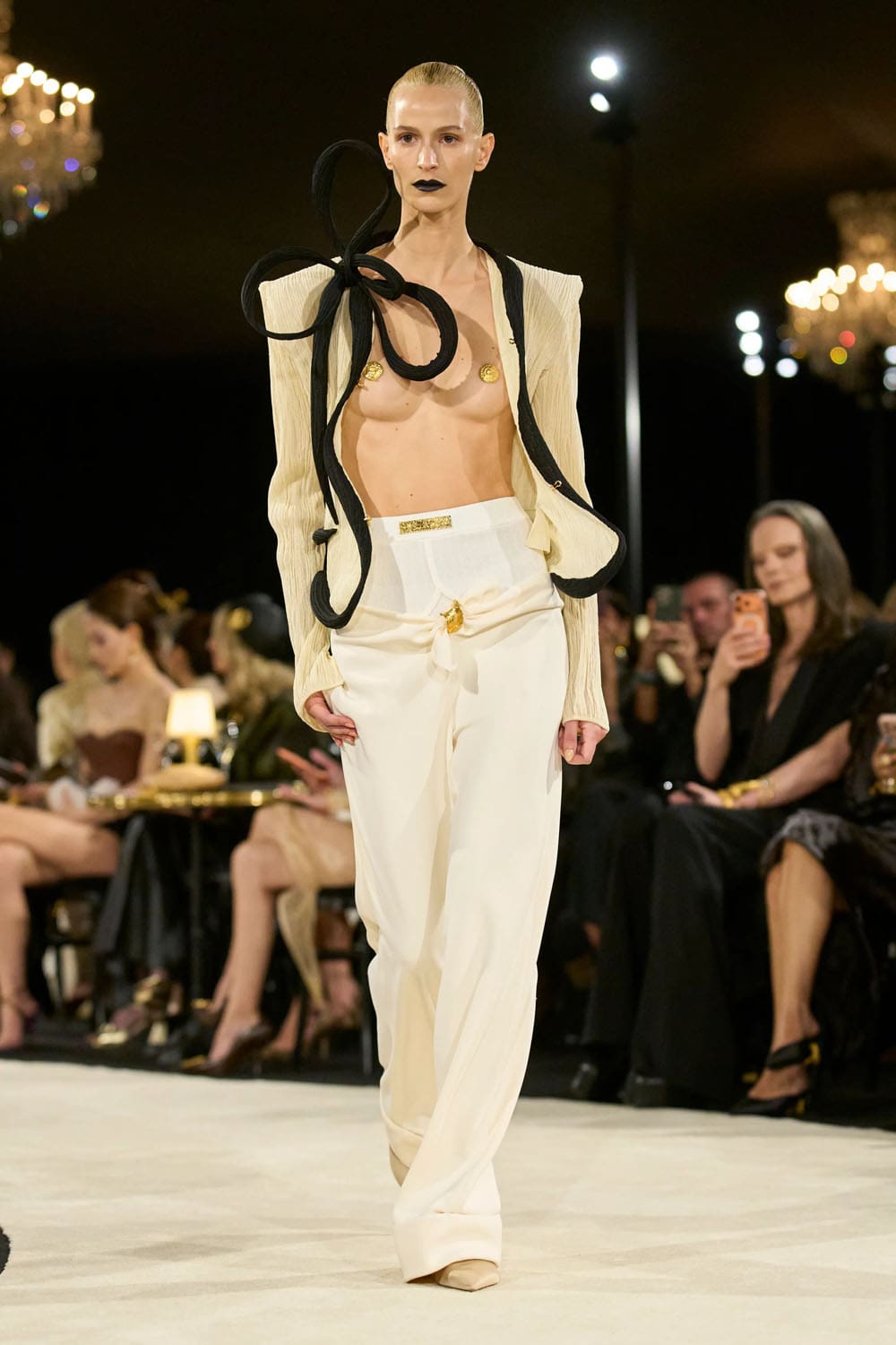 Schiaparelli Spring Summer 2027 Runway Magazine (34)